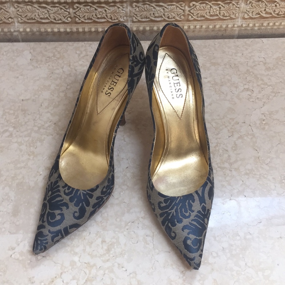Guess by Marciano Blue/Beige Pumps